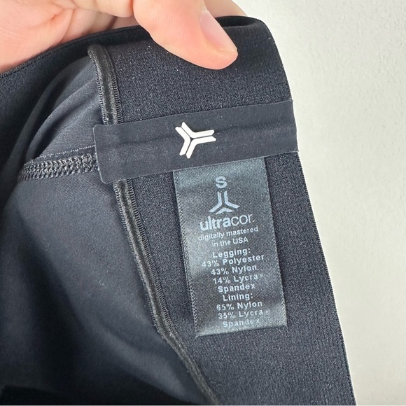Ultracor Black Camo Side Stripe Athletic Athleisure Leggings Size Small - Picture 5 of 6